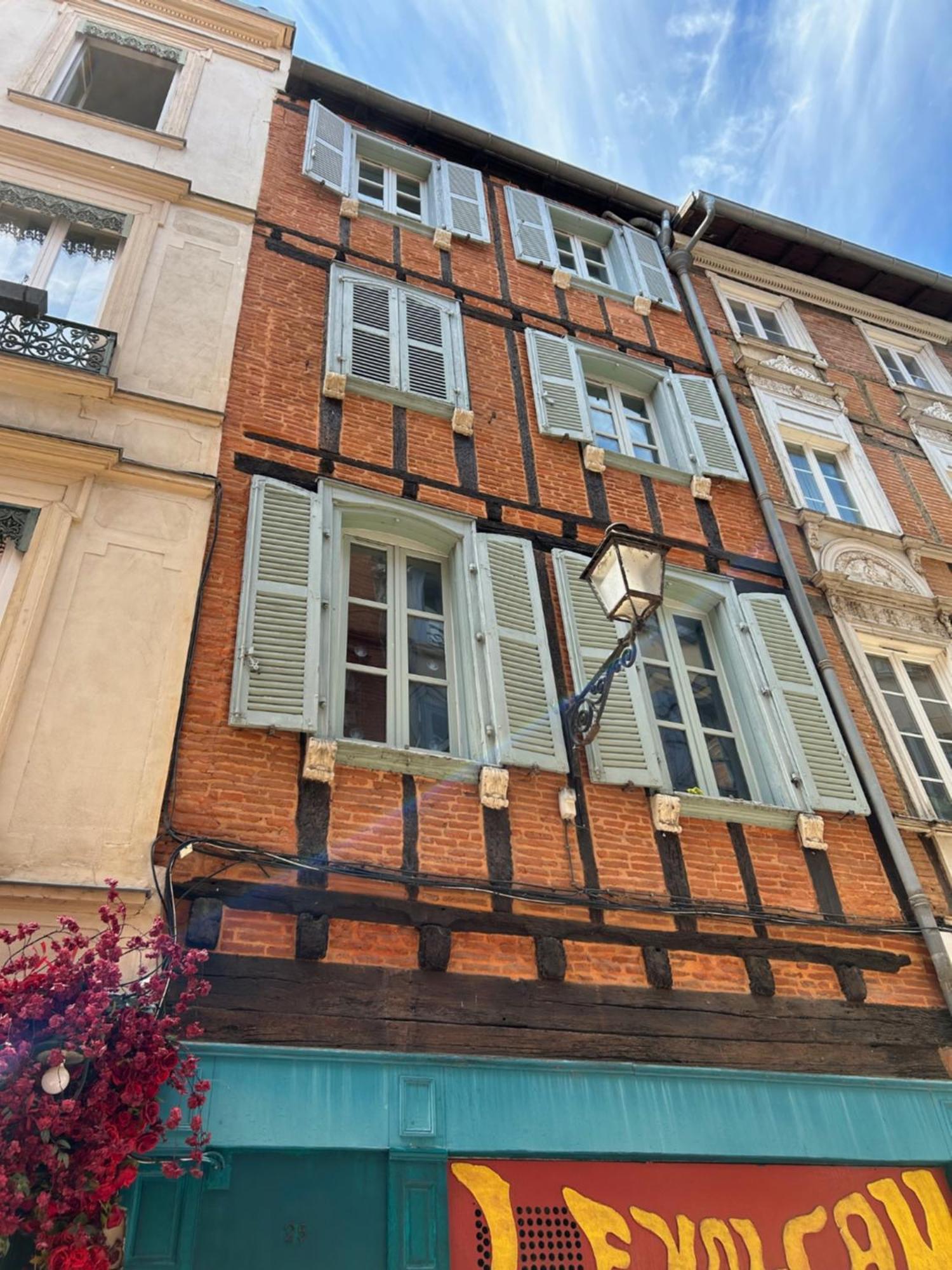 Apartamento Au Charme Des Carmes - T1 Sur Cour - Metro A & B Toulouse Exterior foto